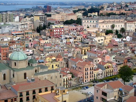 Il quartiere di Castello e il Museo Archeologico di Cagliari. 